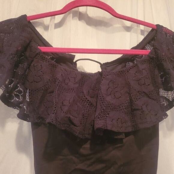 NWT Cole - Lace Ruffle Black Swimsuit - Picture 3 of 6